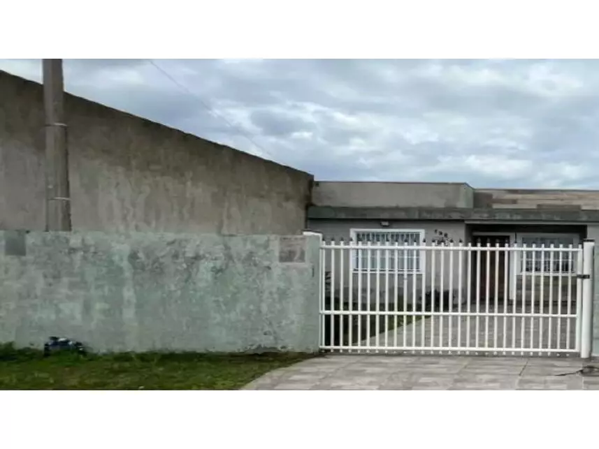 Casa Ocupada em Leilão - Praia Jardim Beira Mar