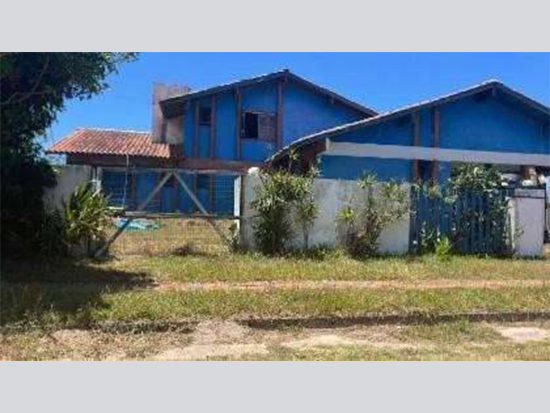 Casa com 239,66m² em Cidreira