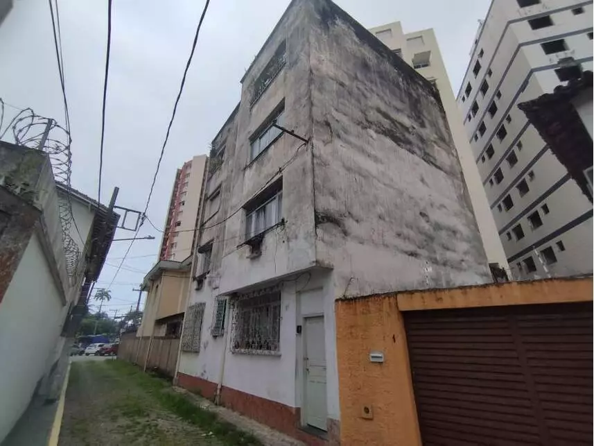 Apartamento com 71m² em Leilão no Centro de São Vicente