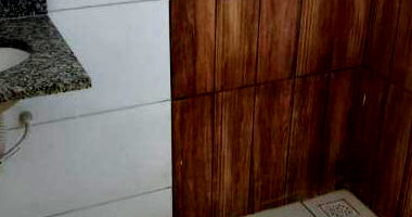 Casa com 2 quartos, 1 banheiro, 42m² construída, ocupada