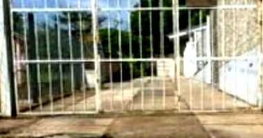 Casa em leilão com 2 quartos e 1 banheiro