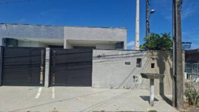 Casa Ocupada com 77m² de Área Construída