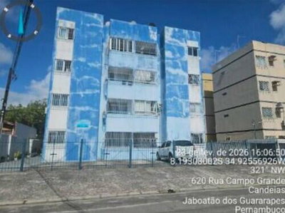 Apartamento com 3 Quartos e 1 Banheiro em Piedade