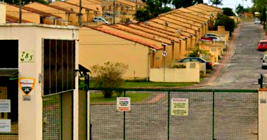 Casa em Condomínio com 2 Quartos e 1 Banheiro