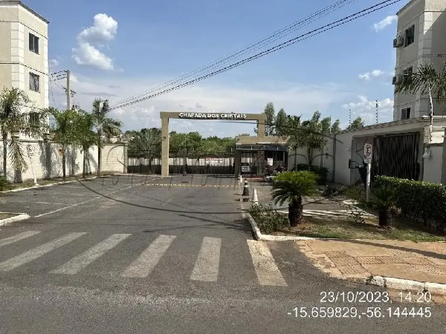 Apartamento com 2 Quartos e 1 Vaga em Várzea Grande