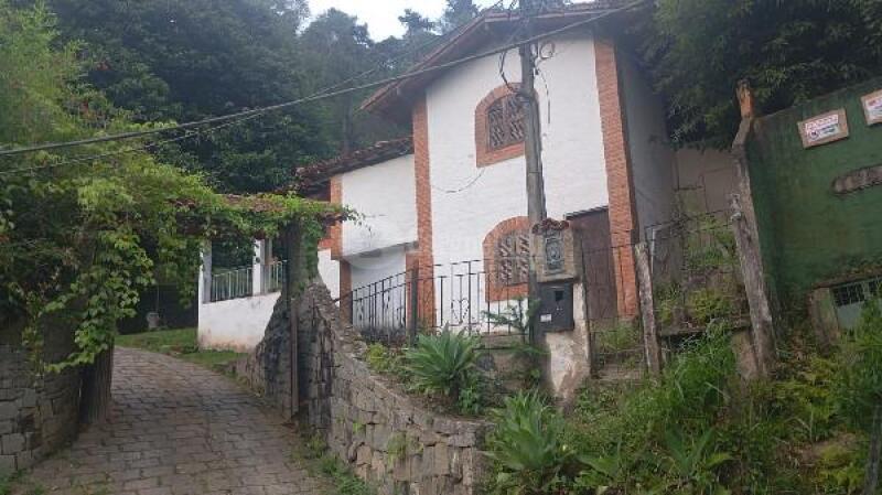 Casa com 5 quartos em Teresópolis/RJ