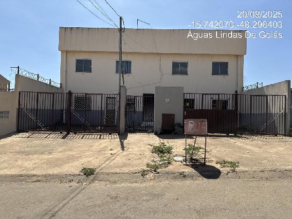 Apartamento com 2 quartos em Águas Lindas de Goiás