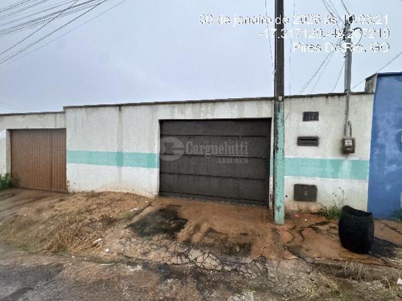 Casa com 3 quartos, 1 vaga e 69,95m² em Pires do Rio/GO