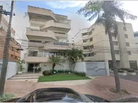 Apartamento em Leilão com 2 Vagas de Garagem