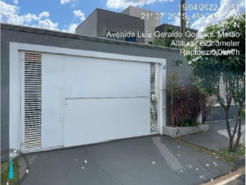 Casa em leilão com 3 quartos e 2 banheiros