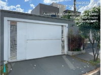 Casa em leilão com 3 quartos e 2 banheiros