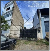 Terreno em Miracema com cobertura não averbada