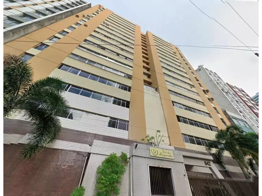 Apartamento com 3 Quartos e 1 Vaga em Leilão