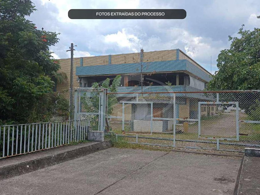 Galpão Industrial Amplo em São Paulo com 8.170m² de Área Construída