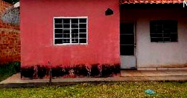 Casa 72m² com 2 quartos, sala, cozinha e área de serviço