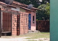 Casa residencial com 1 quarto, 1 banheiro, ocupada