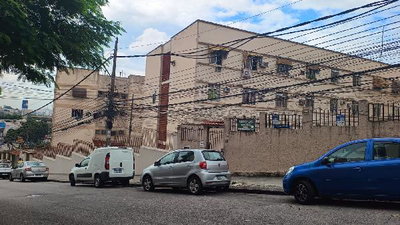 Apartamento de 46 m² em leilão, 1 vaga