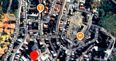 Casa com 3 quartos no Centro de Alpercata - MG