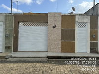 Casa com 2 Quartos e 1 Vaga em Frei Paulo