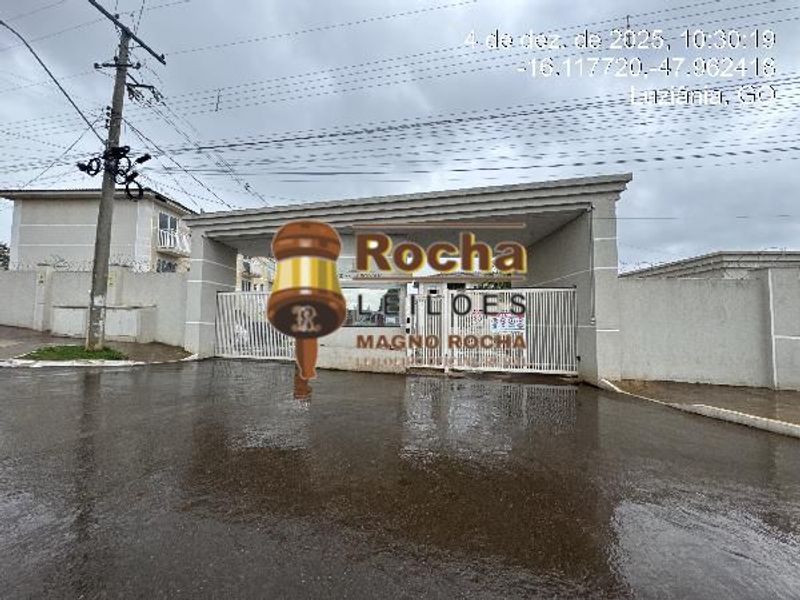 Apartamento com 2 quartos, 2 banheiros e 1 vaga de garagem