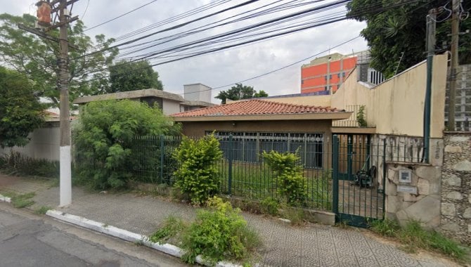 Casa com 370 m² de terreno no Jardim da Saúde