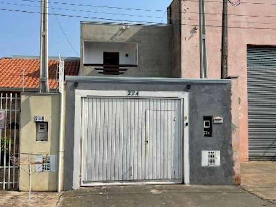 Casa com 3 quartos, 156,34m² construídos, ocupada