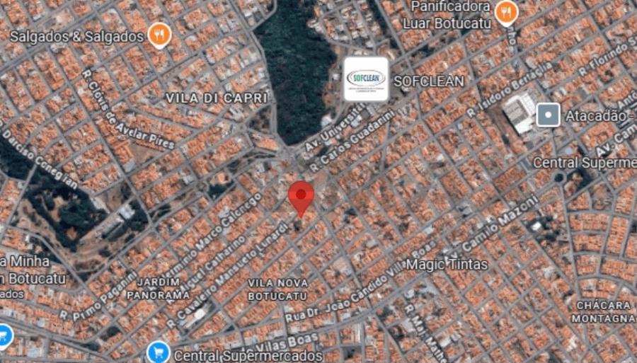 Casa com 3 quartos e 2 banheiros, área construída de 120m², desocupada