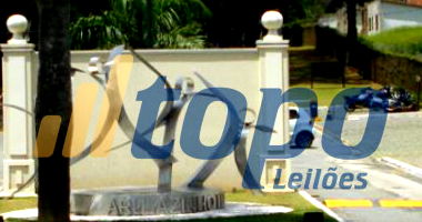 Terreno em Condomínio Arujazinho - Lote 4 com 1500m²