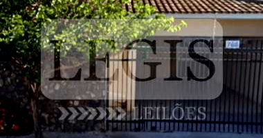 Imóvel residencial com 300m² em Araçatuba/SP