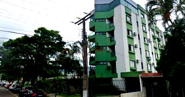 Apartamento 4 quartos, 3 banheiros, 339m², desocupado