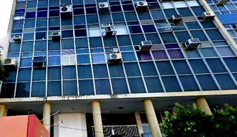 Sala Comercial com 165m², Banheiro e Copa, Desocupada