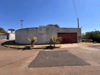 Casa ocupada com 100 m² construídos