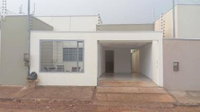 Casa ocupada com 3 quartos, 2 banheiros e 108 m²