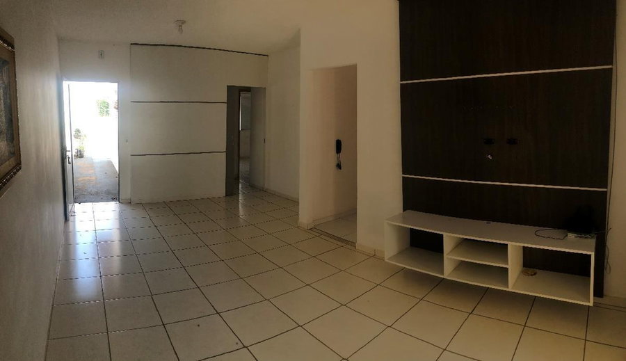 Casa em condomínio com 2 vagas, 87m², ocupada