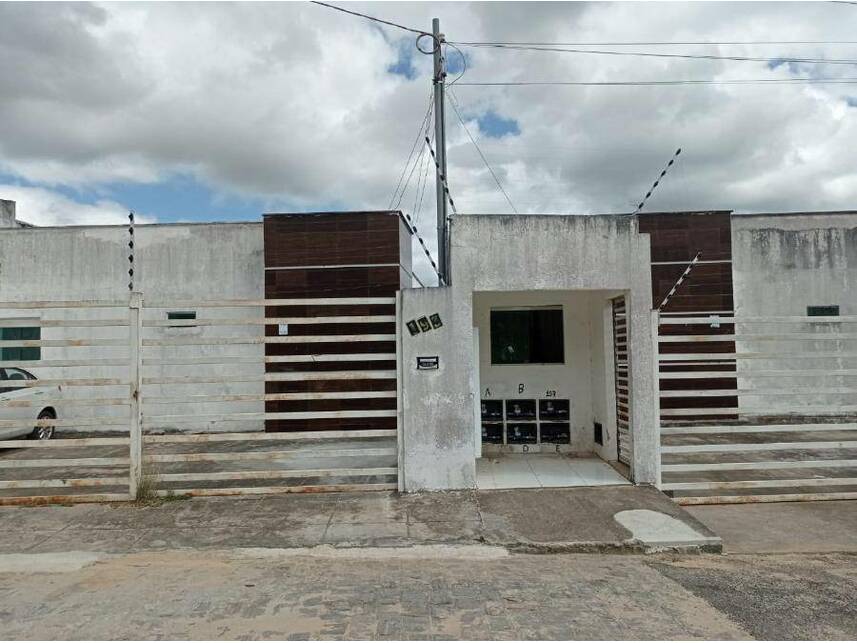 Casa em condomínio com 1 vaga e 47 m² de área construída