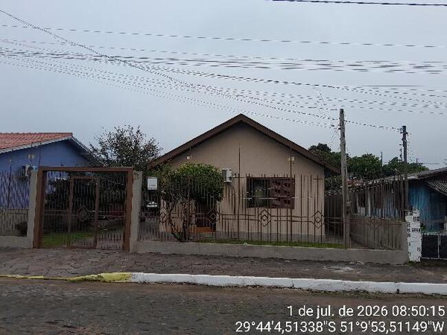 Casa com 2 quartos, 3 vagas e 134,17 m²