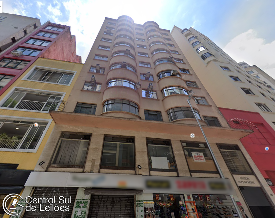 Conjunto 403 no Edifício Sete de Abril - 83,80m², 4 ambientes, bom estado