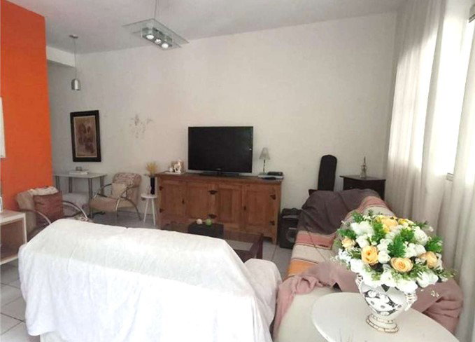 Casa com 141m², 2 pavimentos, garagem, Butantã