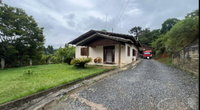 Casa com 3 Quartos e Galpão em Rio do Sul