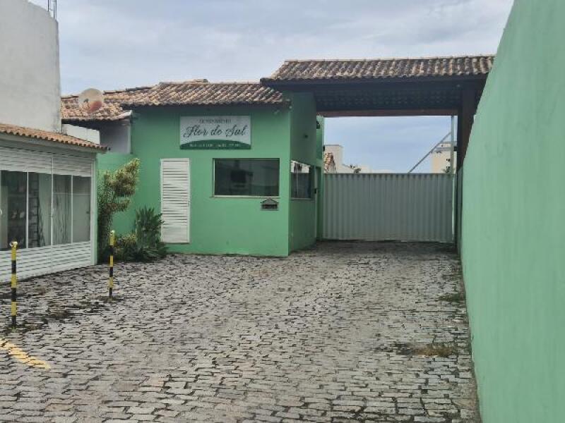 Casa 3 dorms, 2 banheiros, 129,1m² em condomínio Flor de Sal