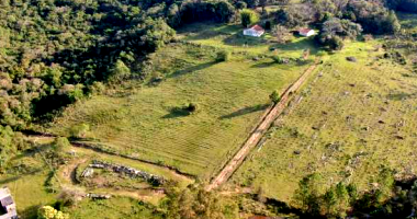 Área Rural com 44,88ha - 5 frações desocupadas, sem benfeitorias