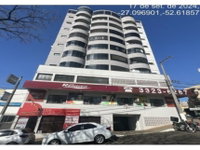 Cobertura Espetacular com 2 Vagas no Centro de Chapecó