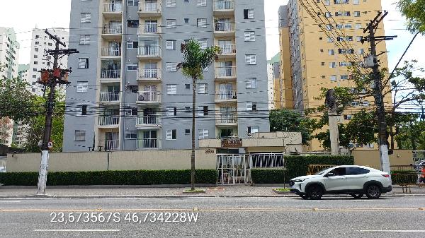 Apartamento com 2 quartos na Av. Guapiranga, São Paulo
