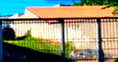 Casa em Condomínio 87m² com área privativa coberta, imóvel ocupado