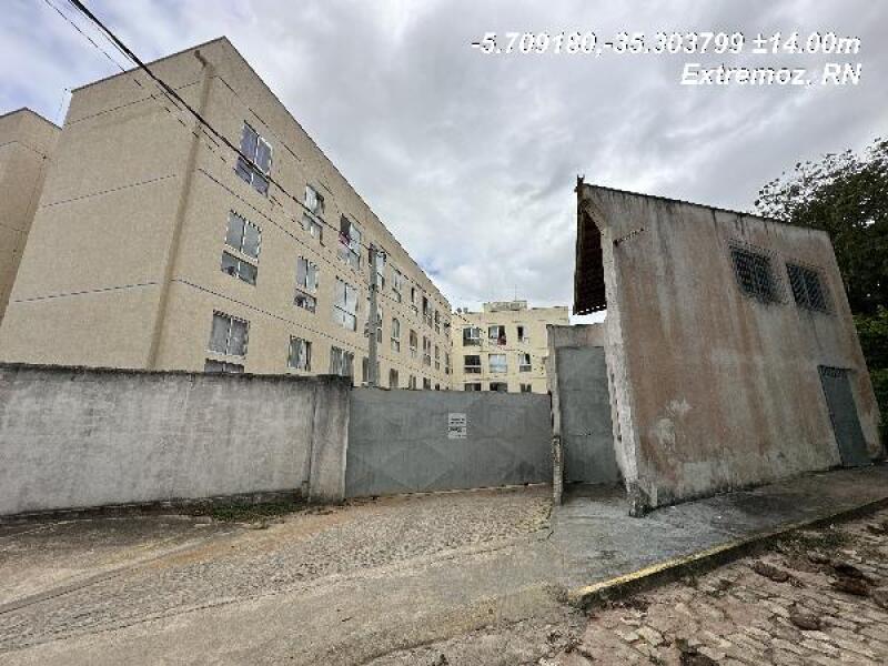 Apartamento com 2 quartos em Extremoz/RN