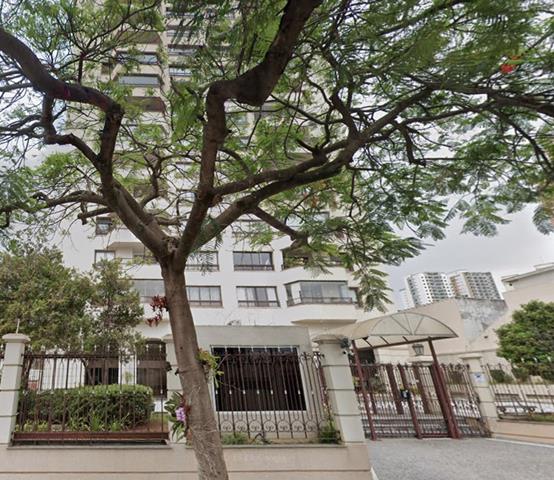 Apartamento com 2 vagas em São Paulo - 145m² privativos