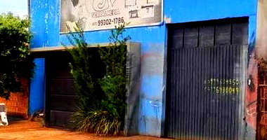 Casa 2 dormitórios, 2 banheiros, 200m², ocupada