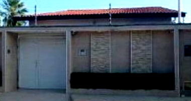 Casa aconchegante com 3 quartos, 3 banheiros e 176 m² construídos, ocupada