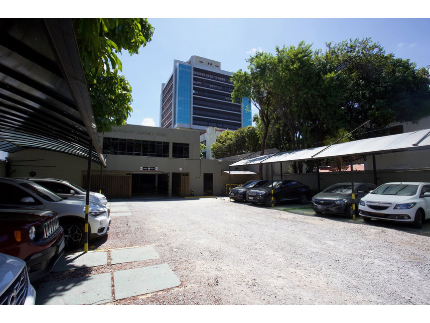 Prédio Comercial com 1.558m² em Leilão - Boa Vista, Recife
