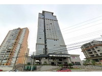 Sala Comercial de 48m², ocupada, com 99,91m² de área total
